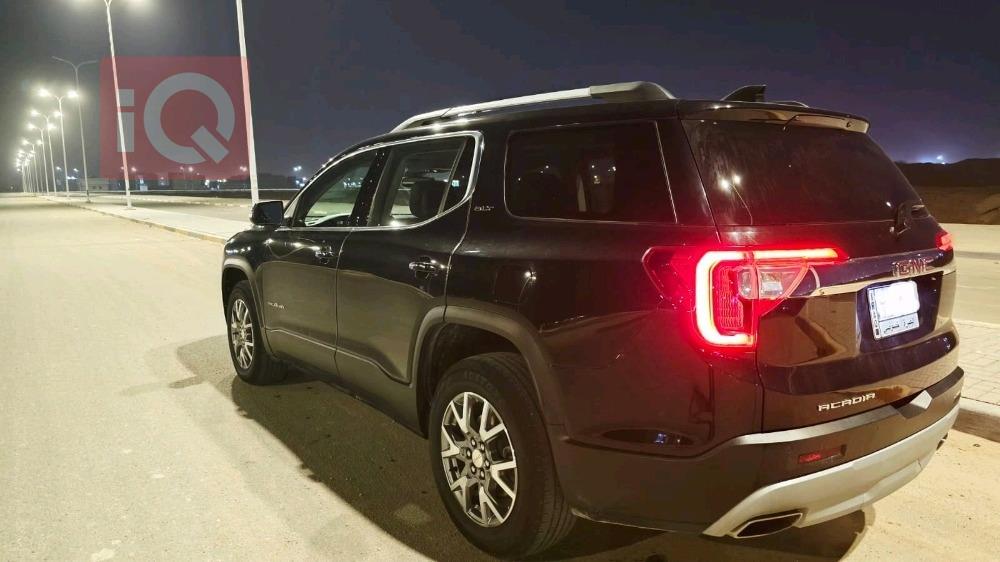 جي ام سي اكاديا